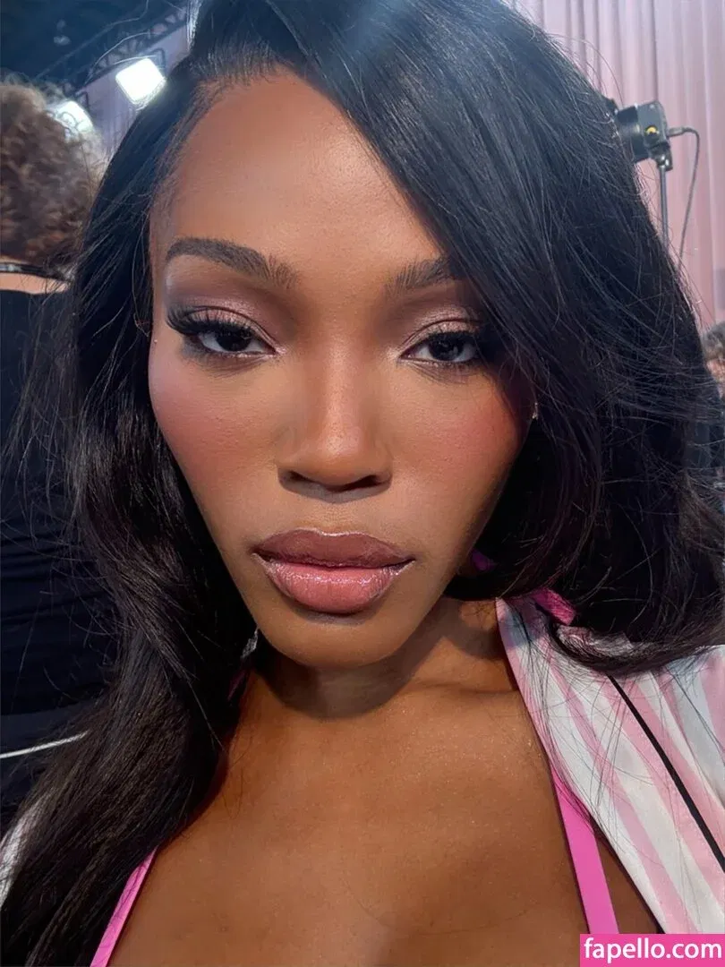 Quenlin Blackwell Onlyfans Photo Gallery 