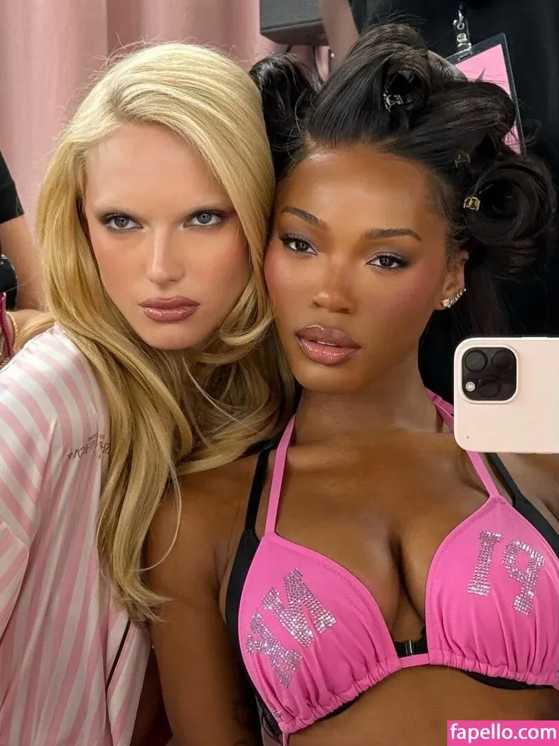 Quenlin Blackwell Onlyfans Photo Gallery 