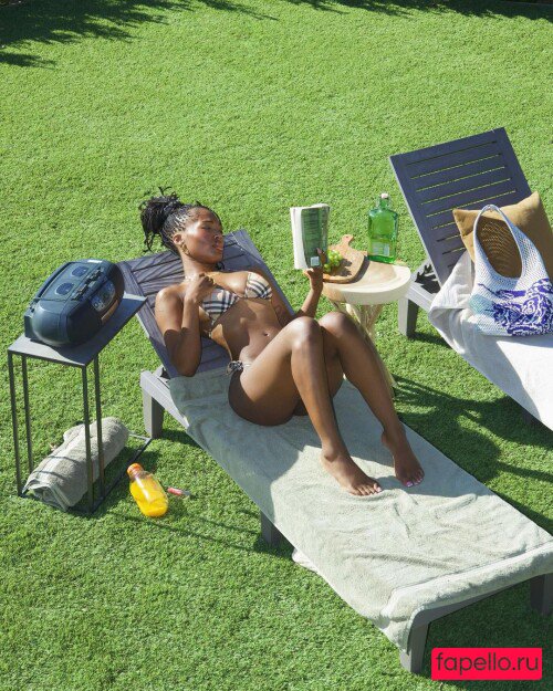 Quenlin Blackwell Nude Onlyfans Photo 29