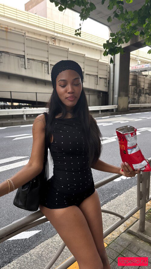 Quenlin Blackwell Nude Onlyfans Photo 32