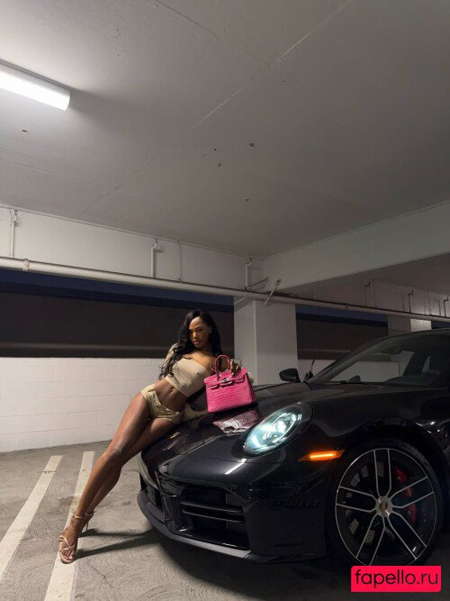 Quenlin Blackwell Nude Onlyfans Photo 6