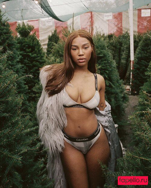 Quenlin Blackwell Nude Onlyfans Photo 7