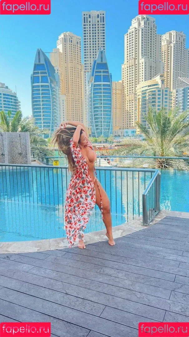 Sheyla Mell Onlyfans Photo Gallery 