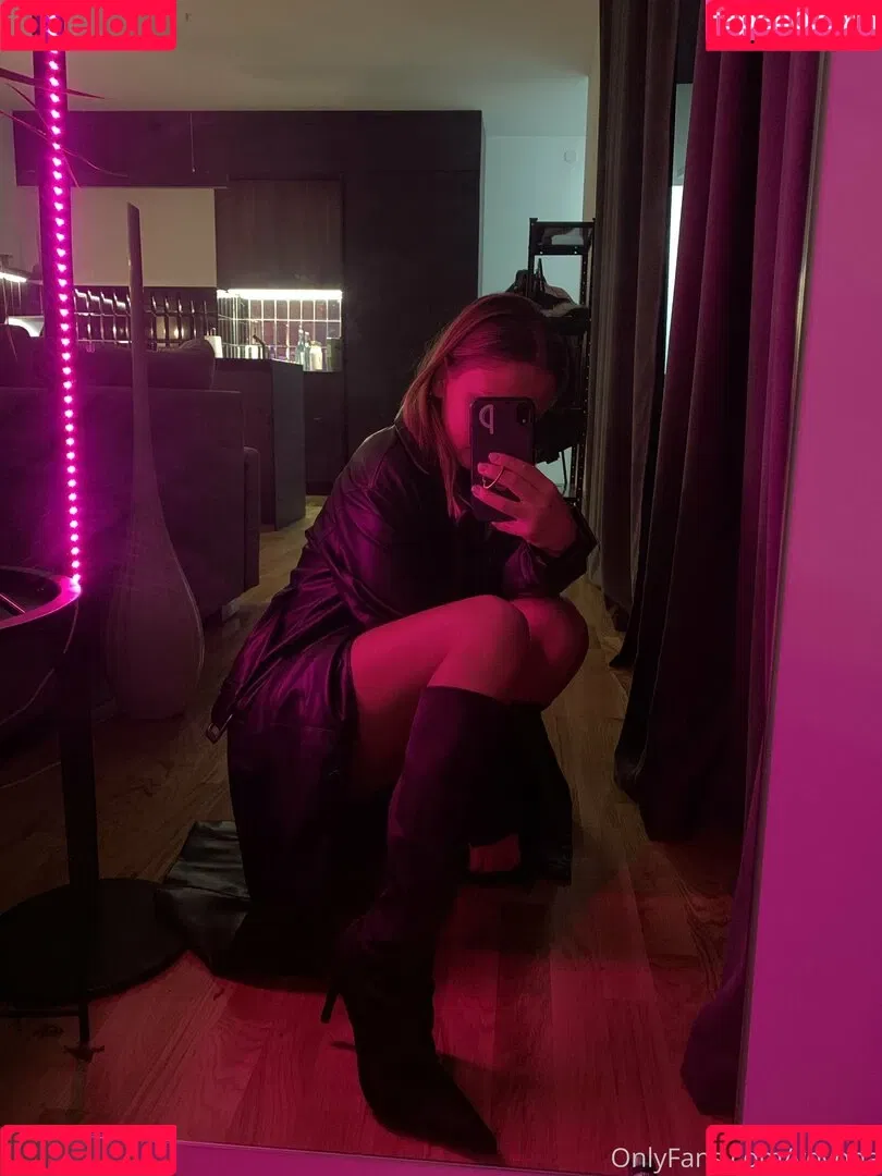 baby_yona Onlyfans Photo Gallery 