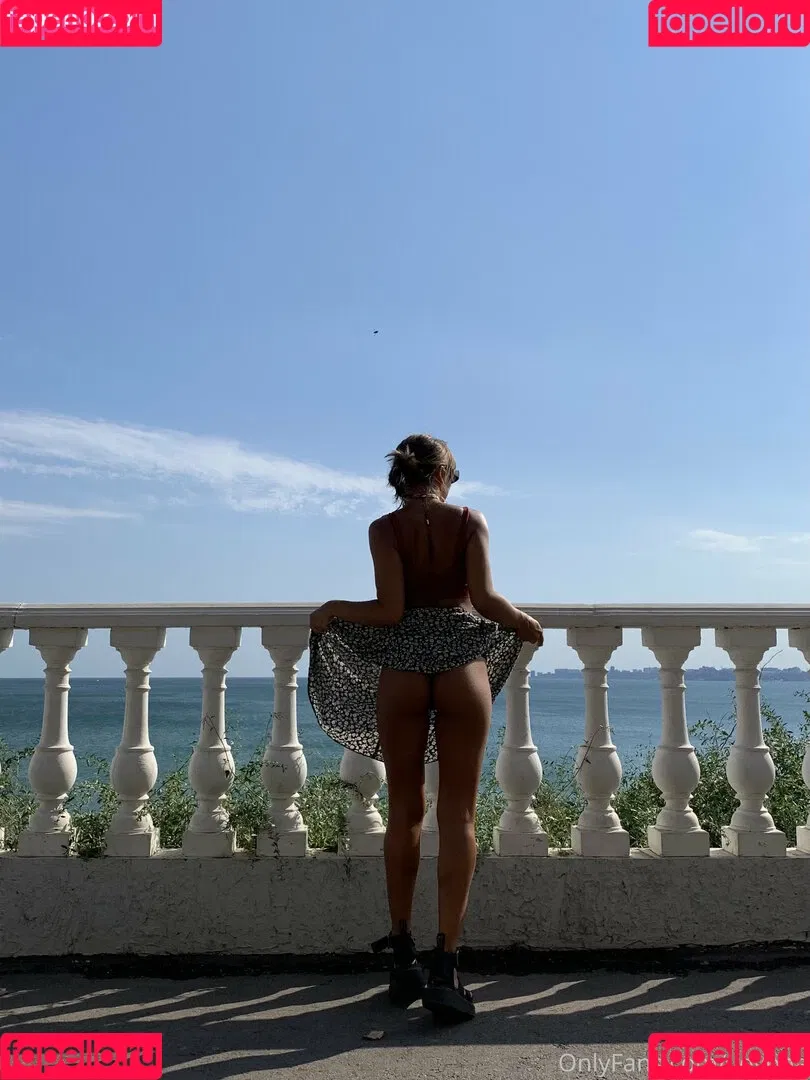 baby_yona Onlyfans Photo Gallery 