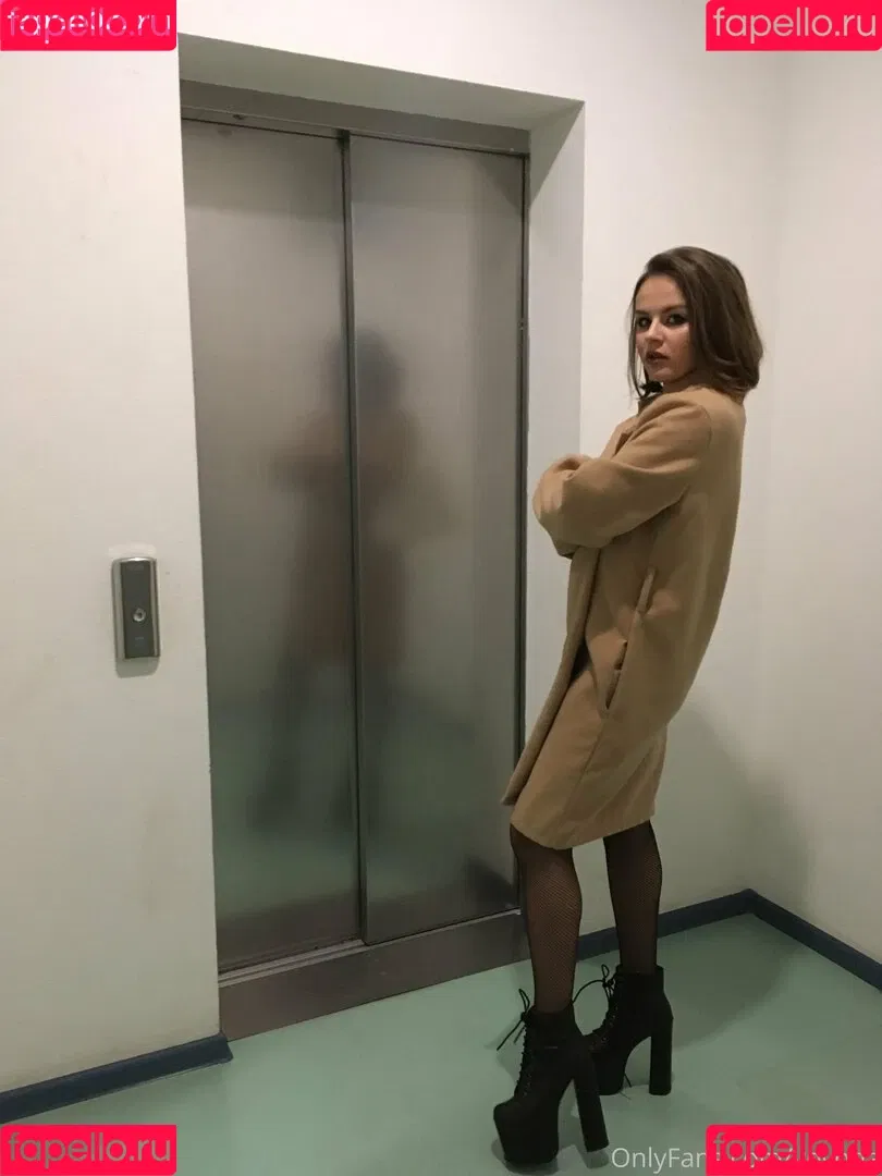 baby_yona Onlyfans Photo Gallery 