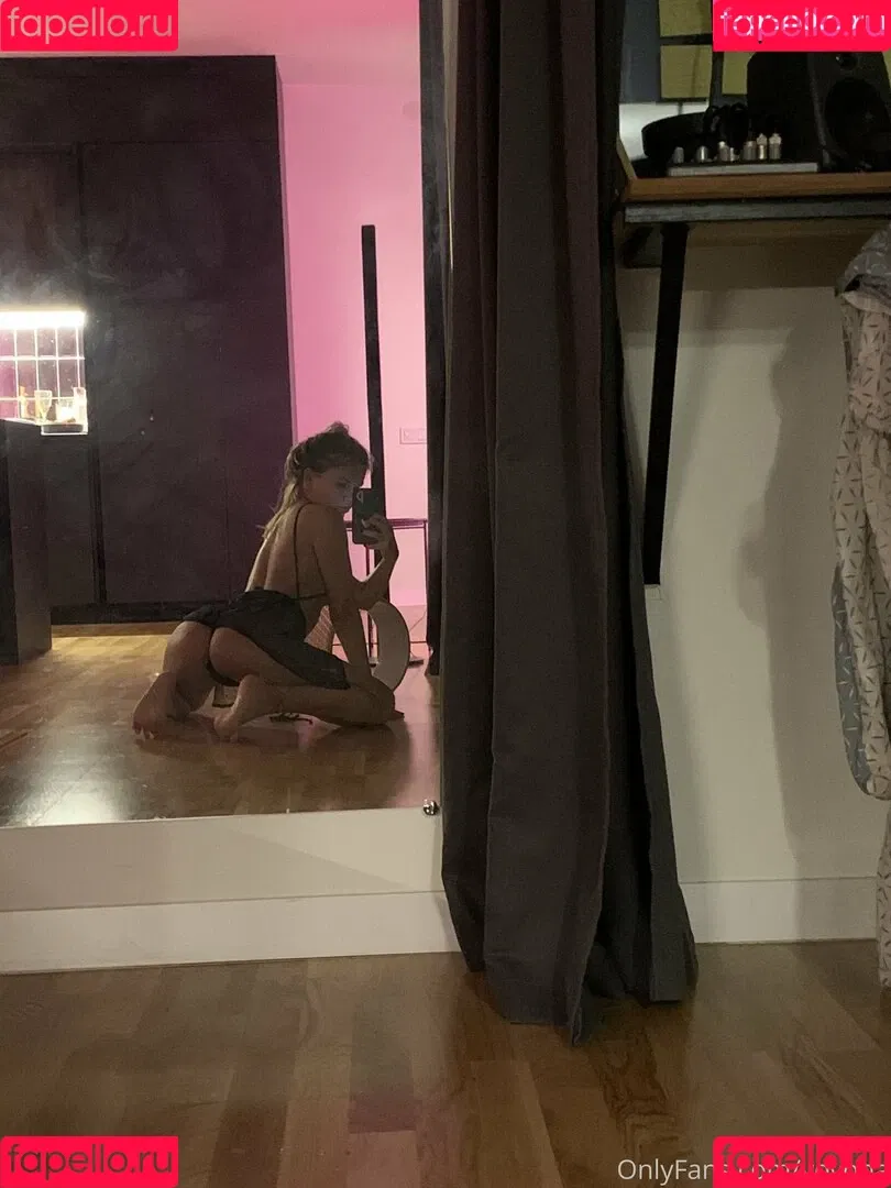 baby_yona Onlyfans Photo Gallery 