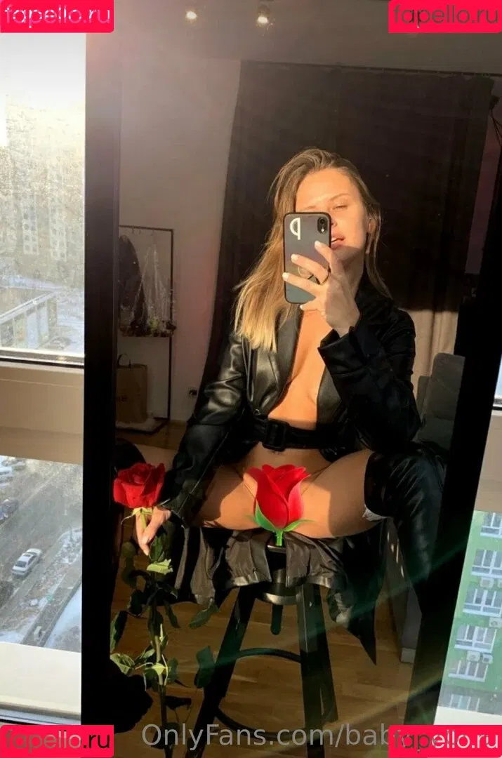 baby_yona Onlyfans Photo Gallery 