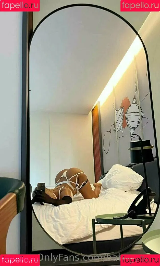 baby_yona Onlyfans Photo Gallery 
