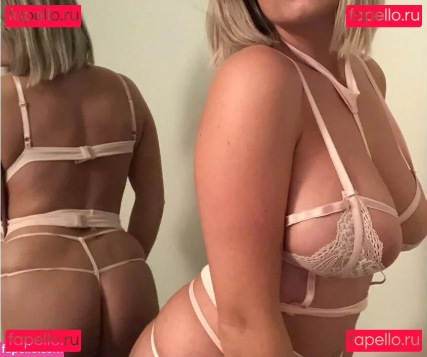 baby_yona Onlyfans Photo Gallery 