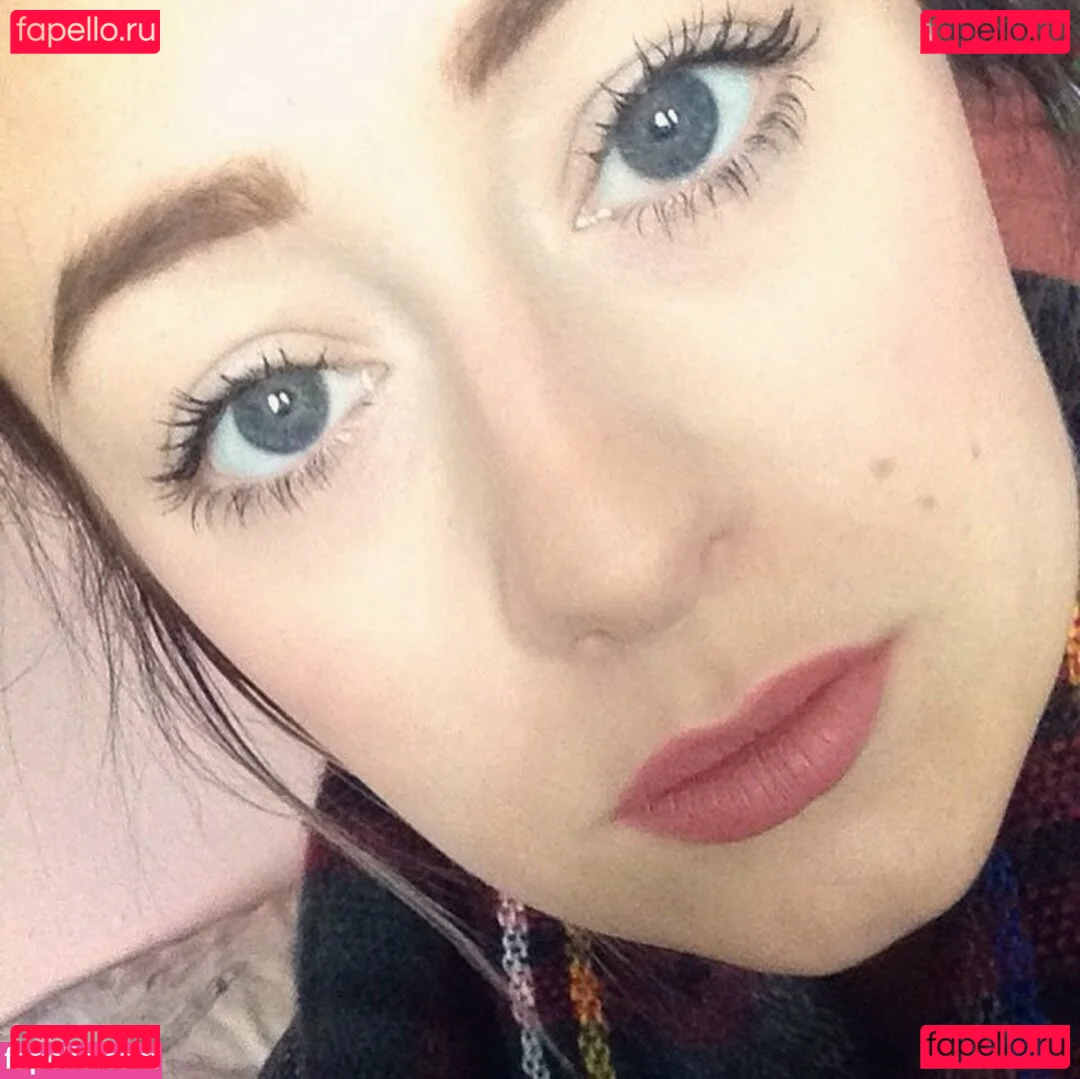 baby_yona Onlyfans Photo Gallery 