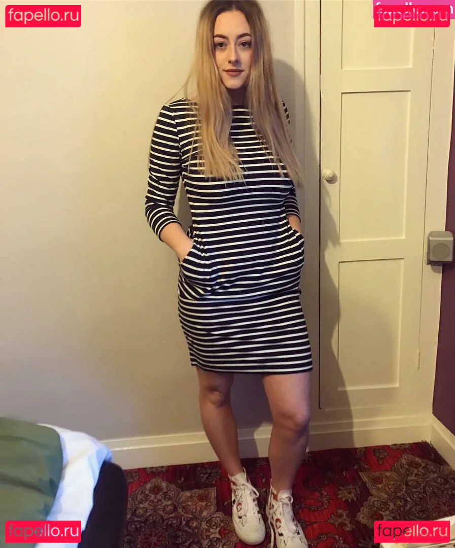 baby_yona Onlyfans Photo Gallery 