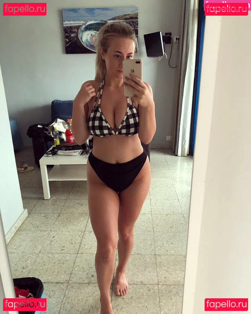 baby_yona Onlyfans Photo Gallery 