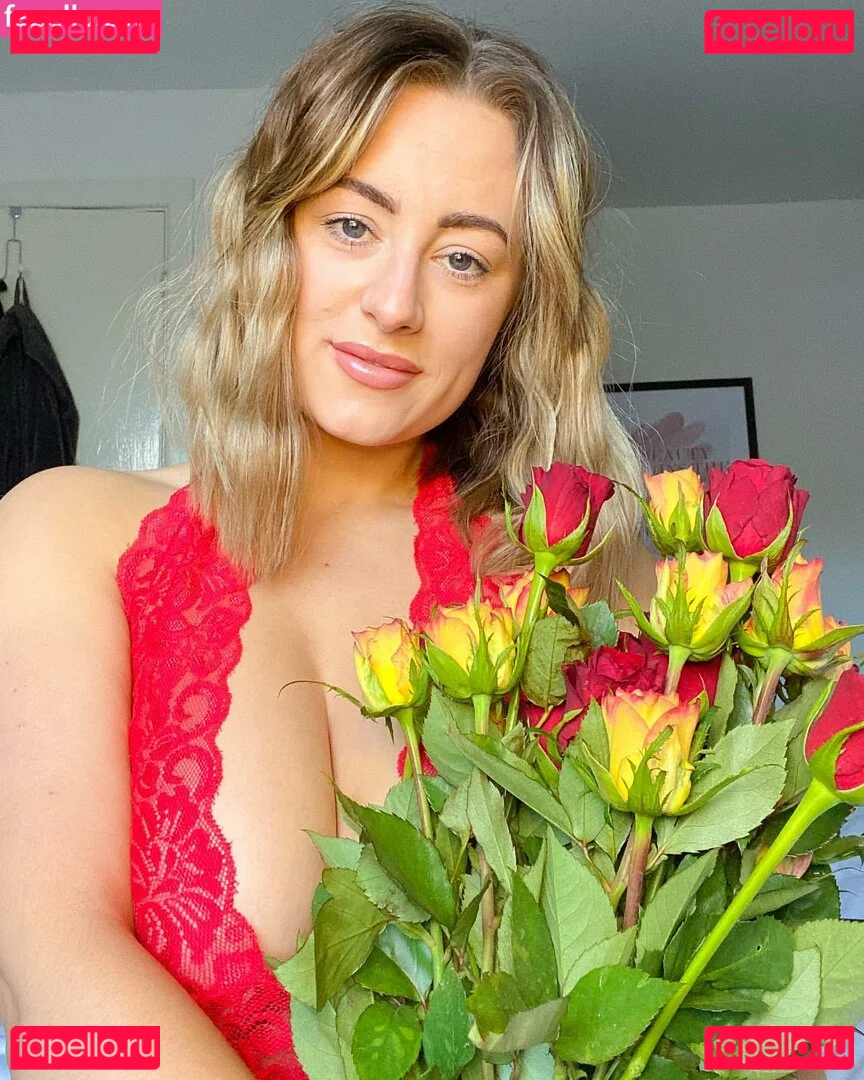 baby_yona Onlyfans Photo Gallery 