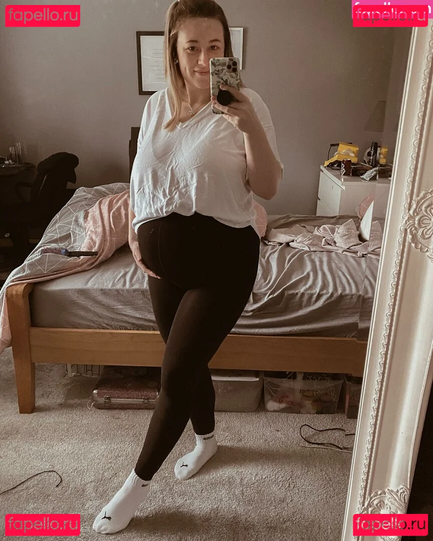 baby_yona Onlyfans Photo Gallery 