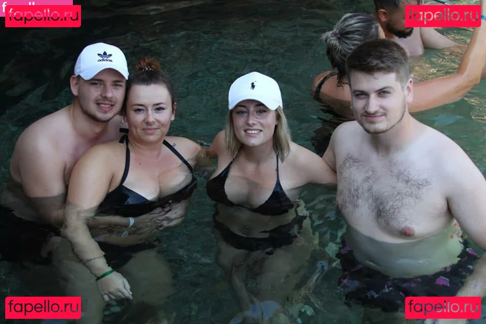 baby_yona Onlyfans Photo Gallery 