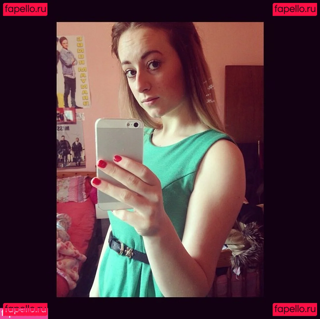 baby_yona Onlyfans Photo Gallery 