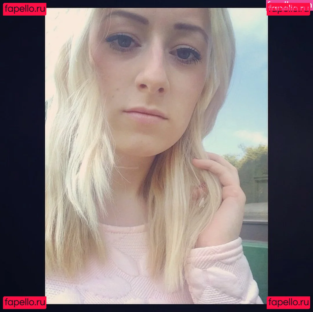 baby_yona Onlyfans Photo Gallery 