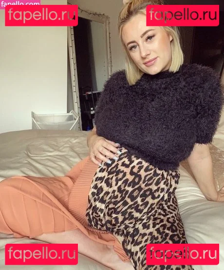 baby_yona Onlyfans Photo Gallery 