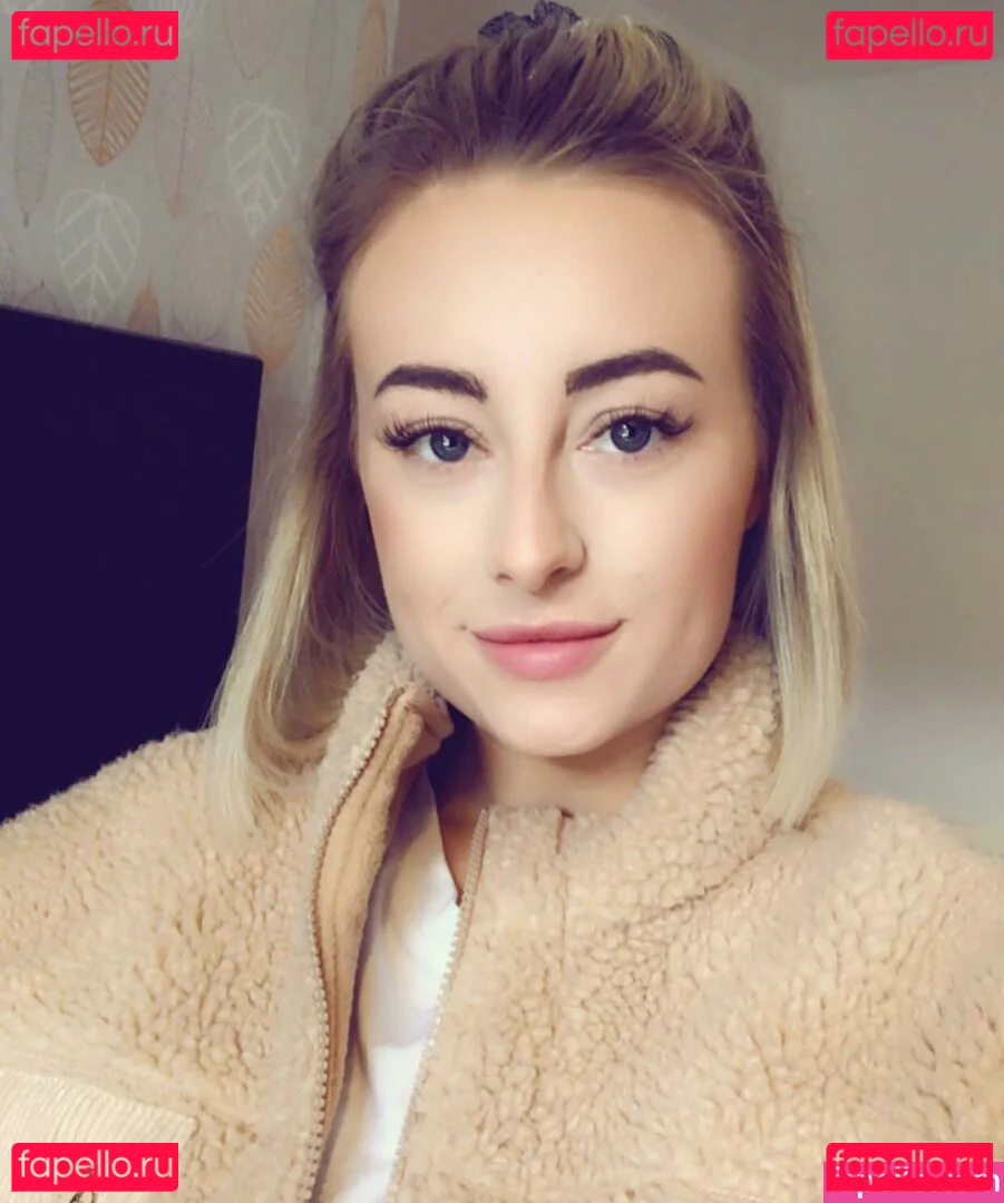 baby_yona Onlyfans Photo Gallery 