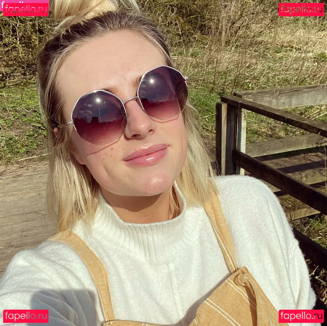 baby_yona Onlyfans Photo Gallery 