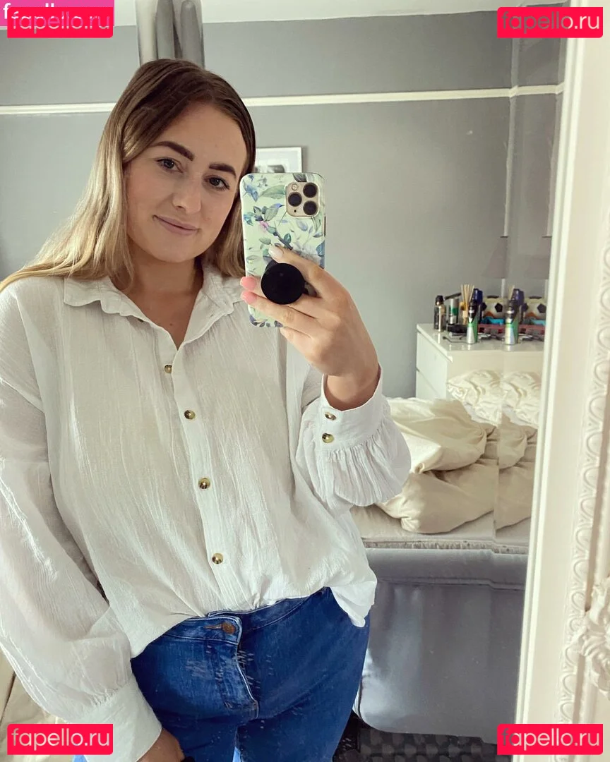 baby_yona Onlyfans Photo Gallery 