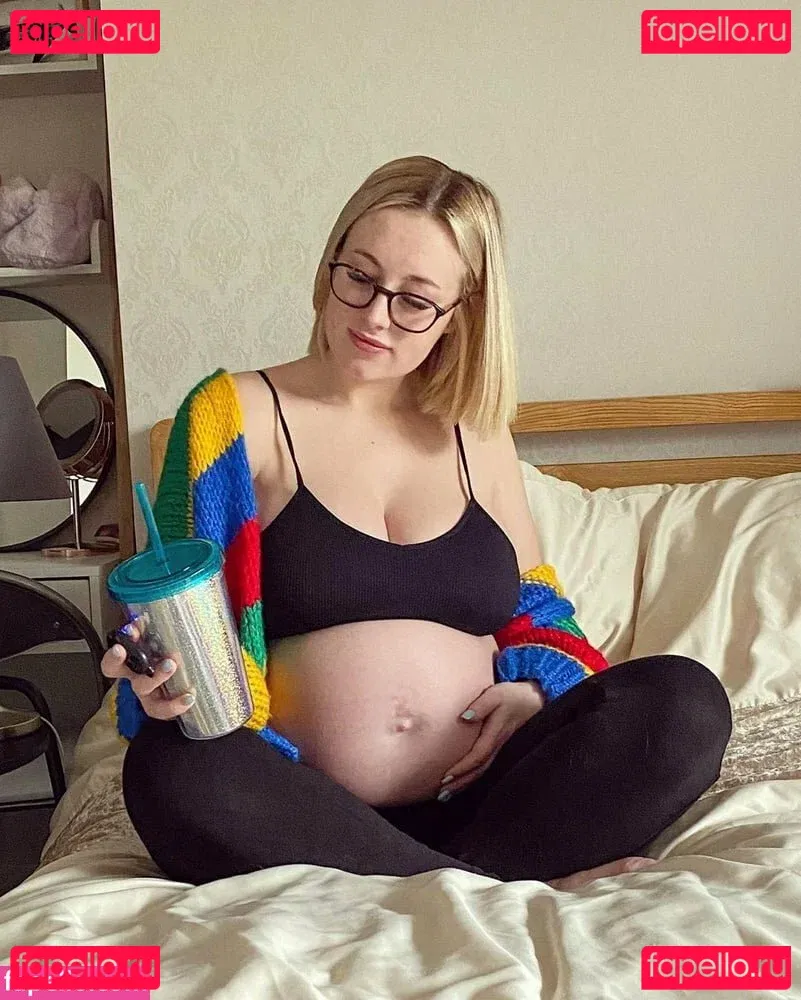 baby_yona Onlyfans Photo Gallery 