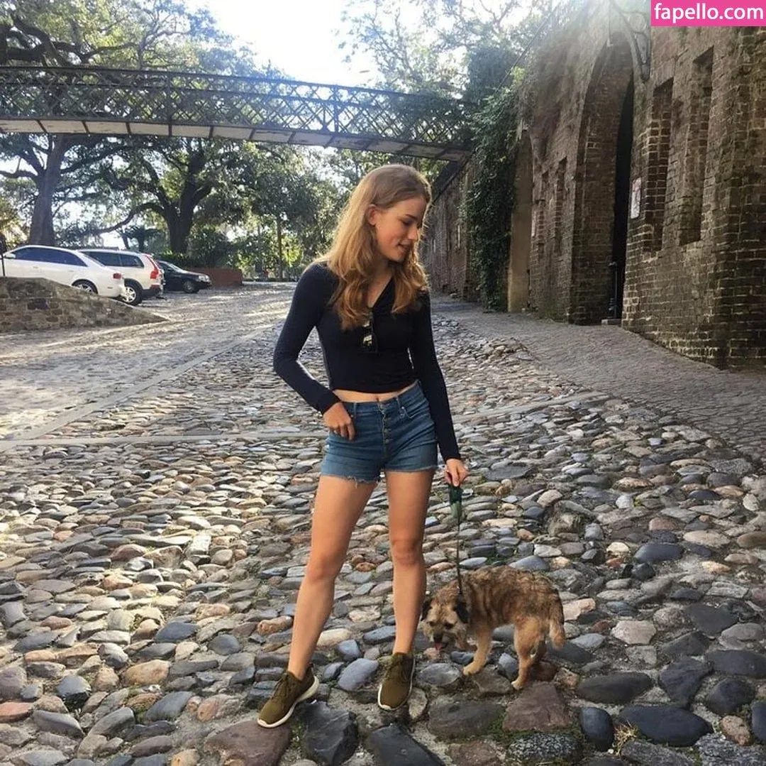 Willa Fitzgerald Onlyfans Photo Gallery 