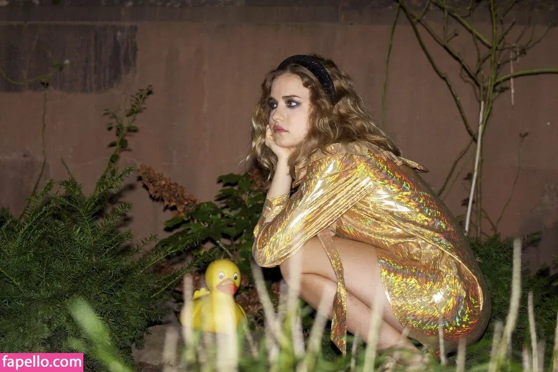 Willa Fitzgerald Onlyfans Photo Gallery 