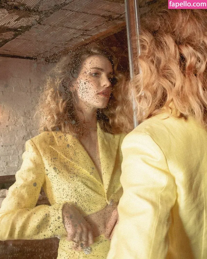 Willa Fitzgerald Onlyfans Photo Gallery 