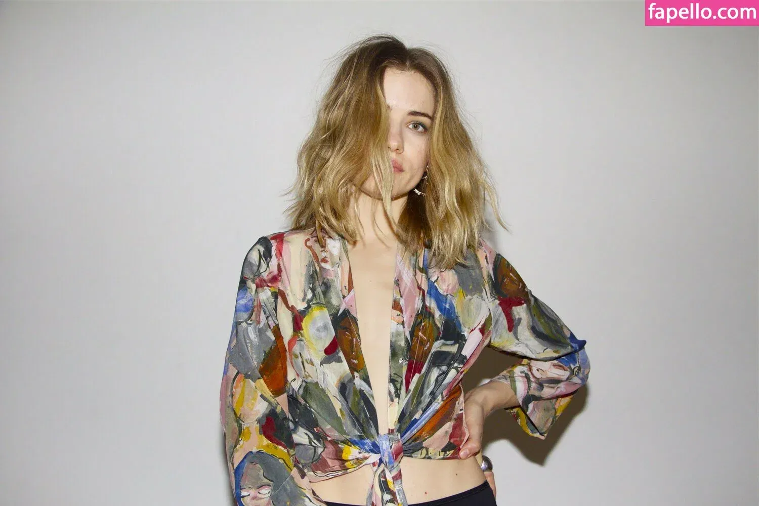 Willa Fitzgerald Onlyfans Photo Gallery 
