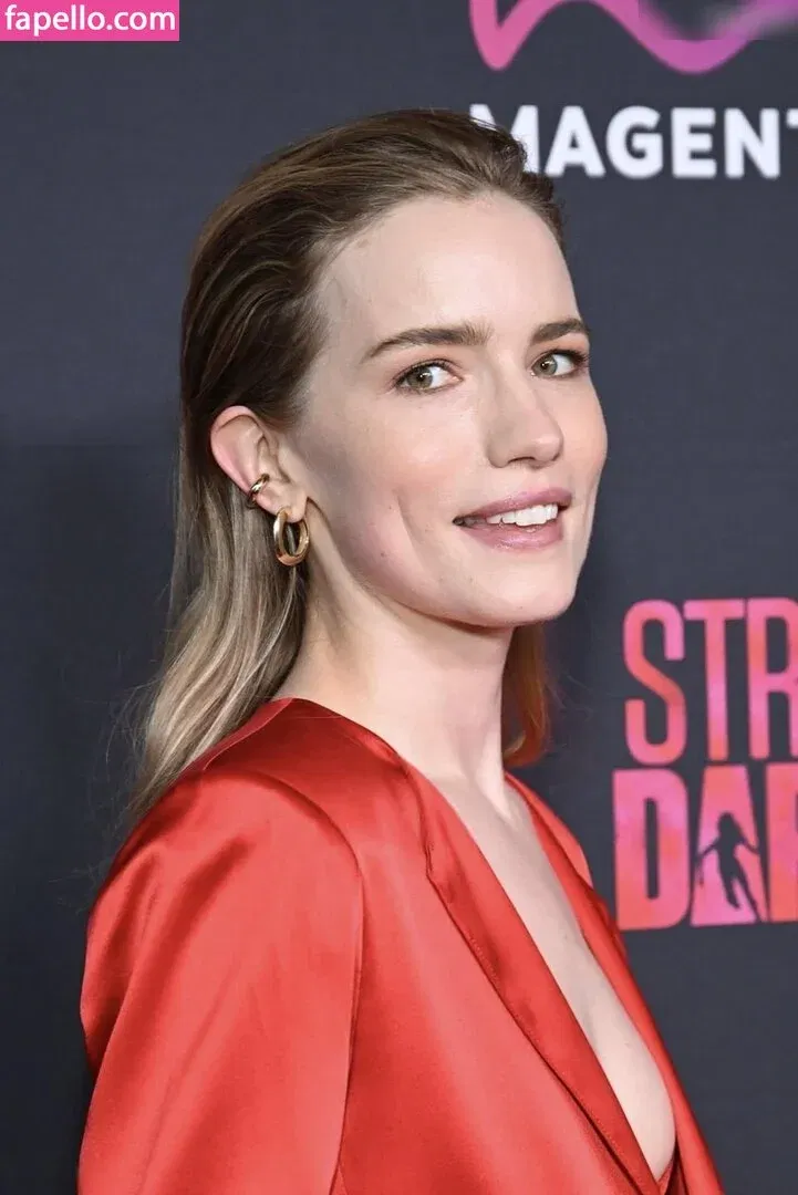 Willa Fitzgerald Onlyfans Photo Gallery 