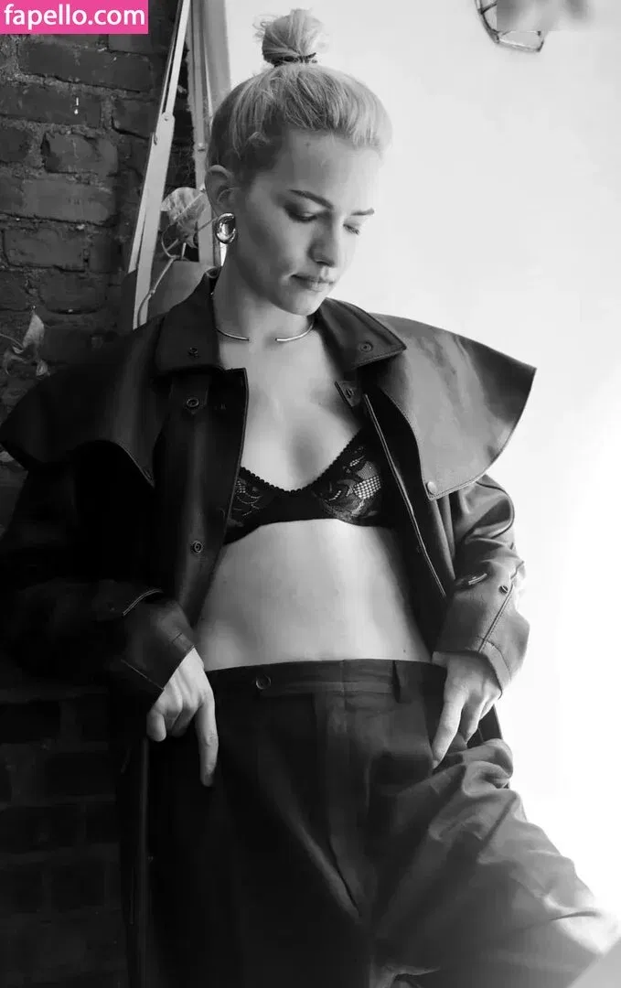 Willa Fitzgerald Onlyfans Photo Gallery 