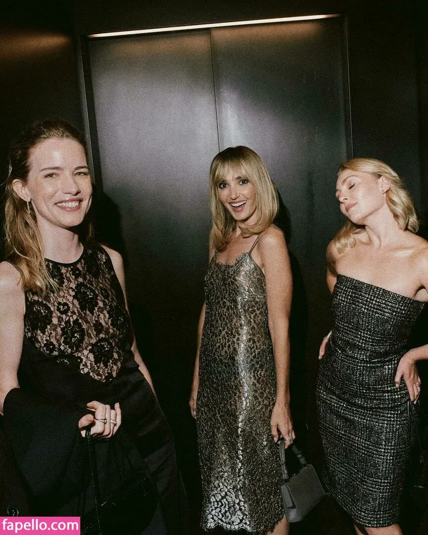 Willa Fitzgerald Onlyfans Photo Gallery 