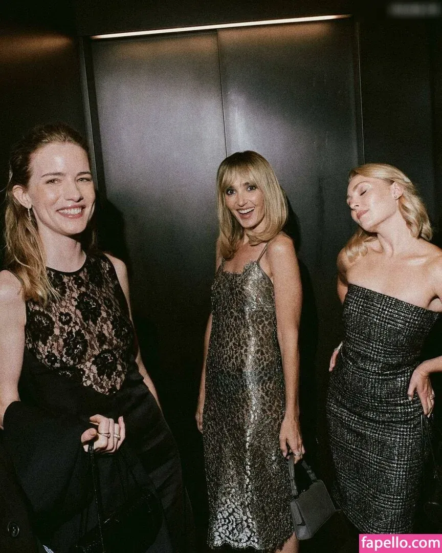 Willa Fitzgerald Onlyfans Photo Gallery 