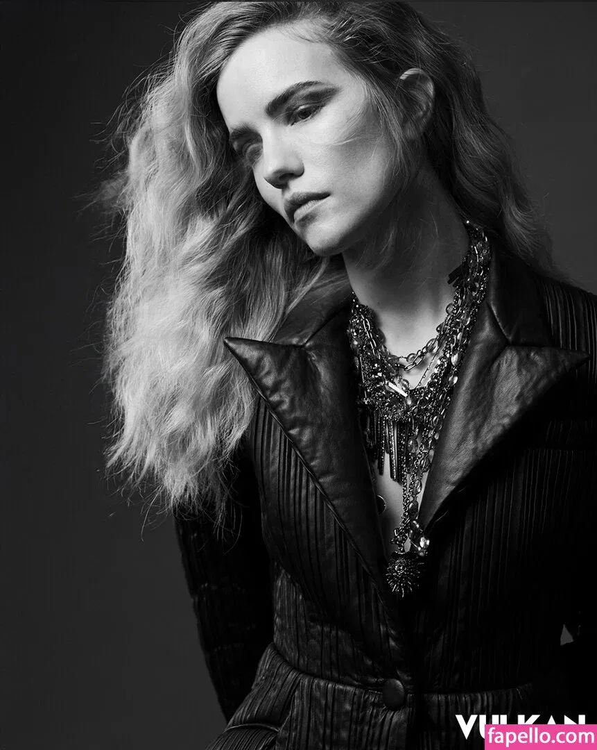 Willa Fitzgerald Onlyfans Photo Gallery 