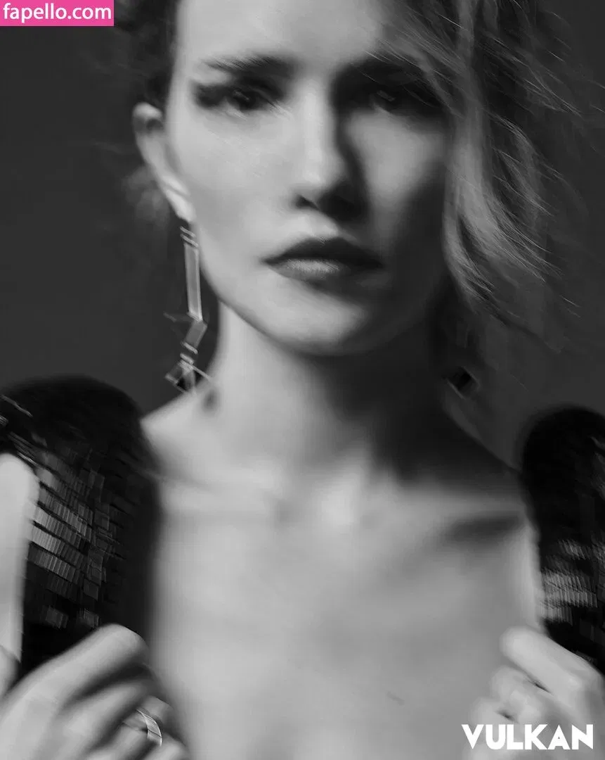 Willa Fitzgerald Onlyfans Photo Gallery 