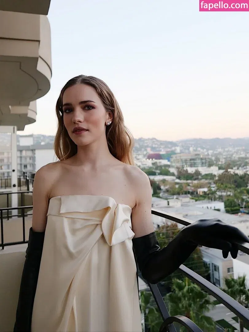 Willa Fitzgerald Onlyfans Photo Gallery 