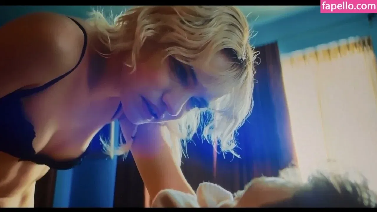 Willa Fitzgerald Onlyfans Photo Gallery 