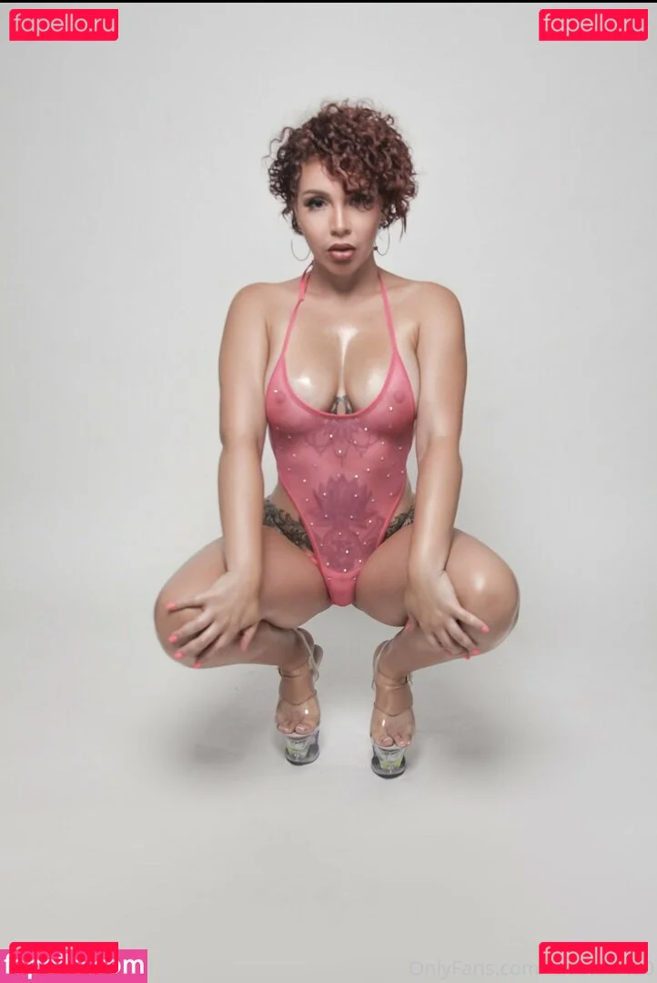 Lexiblow420 Onlyfans Photo Gallery 