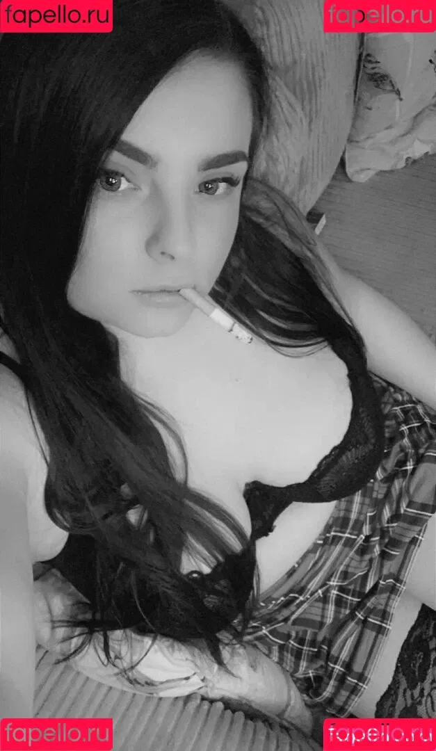 scarletjames301 Onlyfans Photo Gallery 