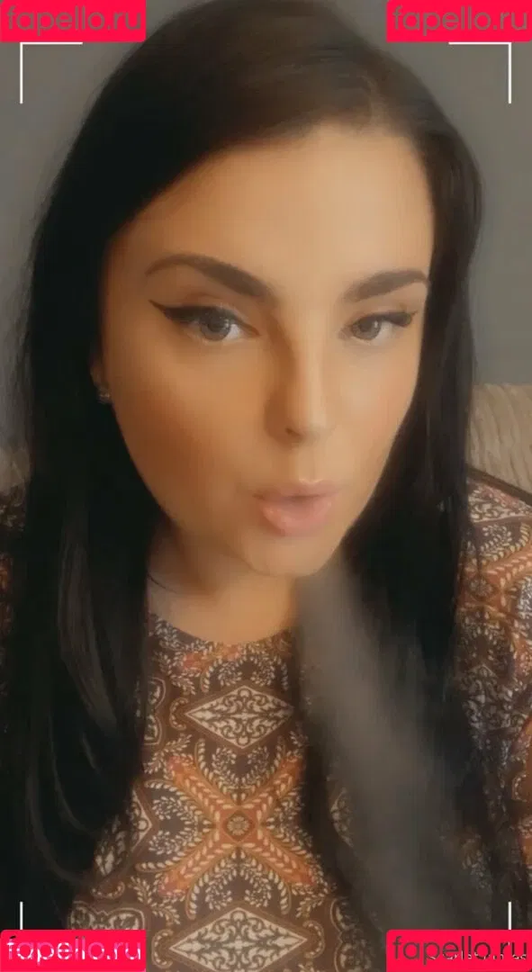 scarletjames301 Onlyfans Photo Gallery 