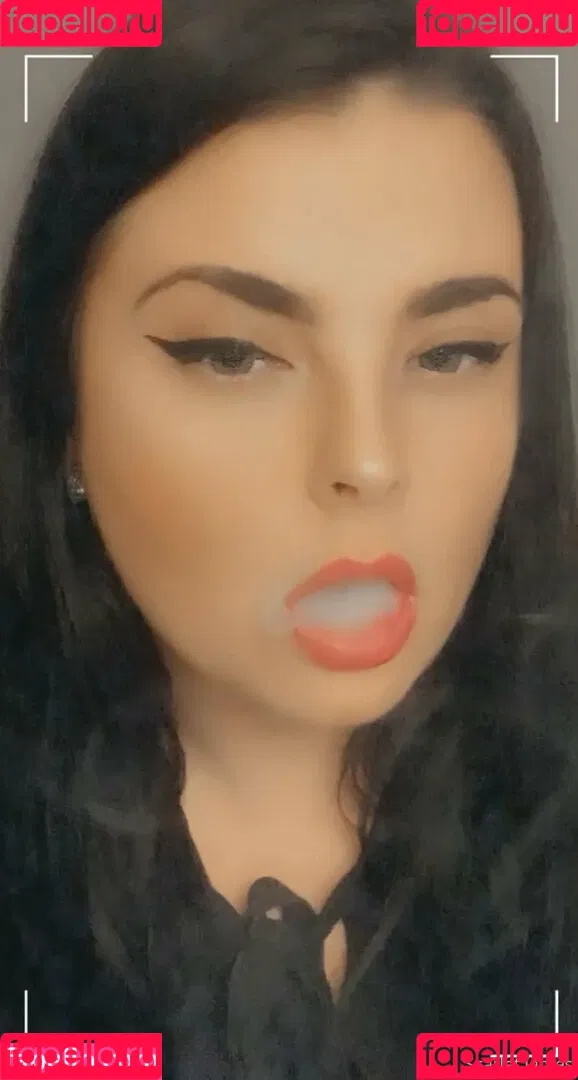 scarletjames301 Onlyfans Photo Gallery 