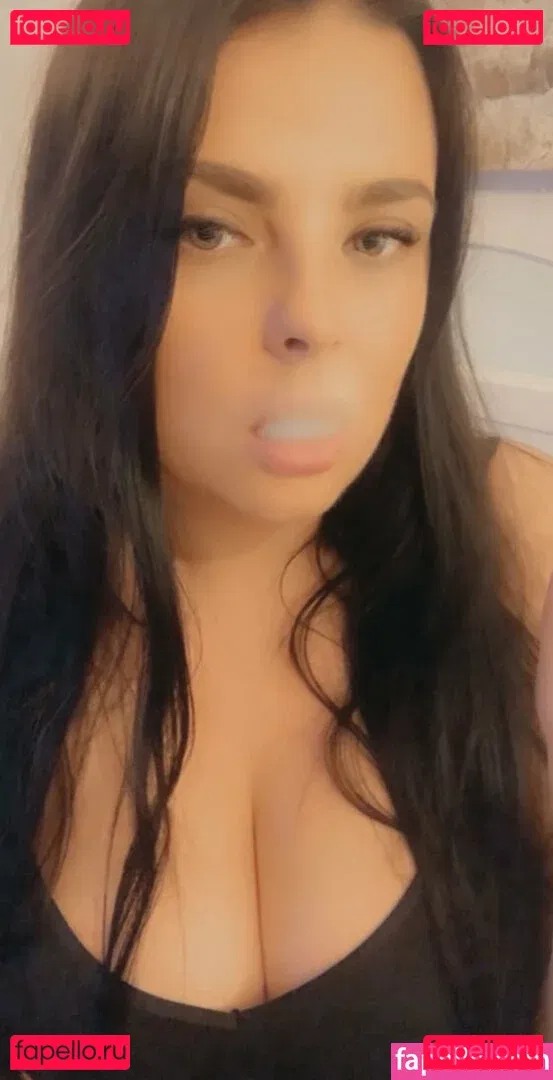 scarletjames301 Onlyfans Photo Gallery 