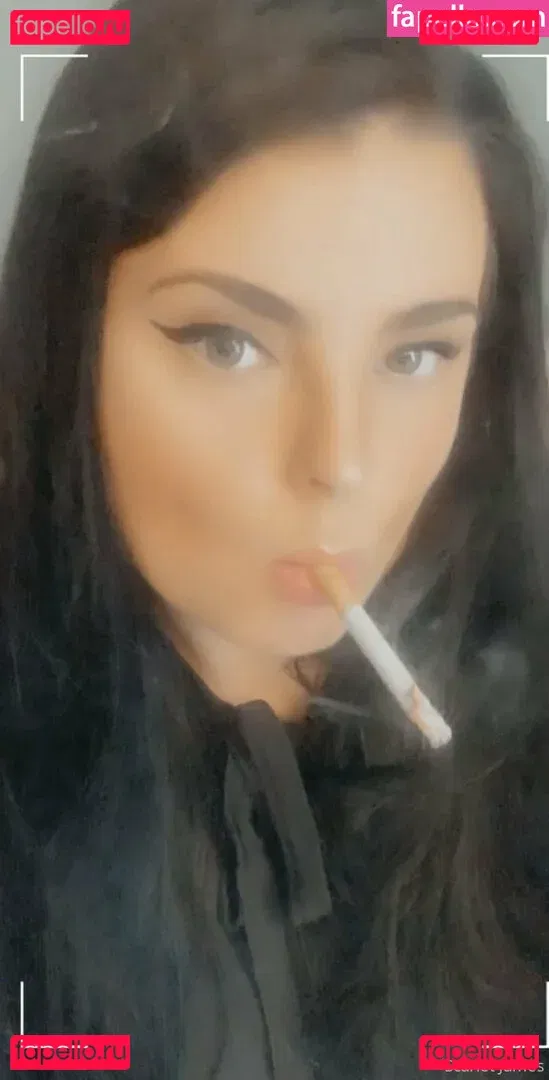 scarletjames301 Onlyfans Photo Gallery 