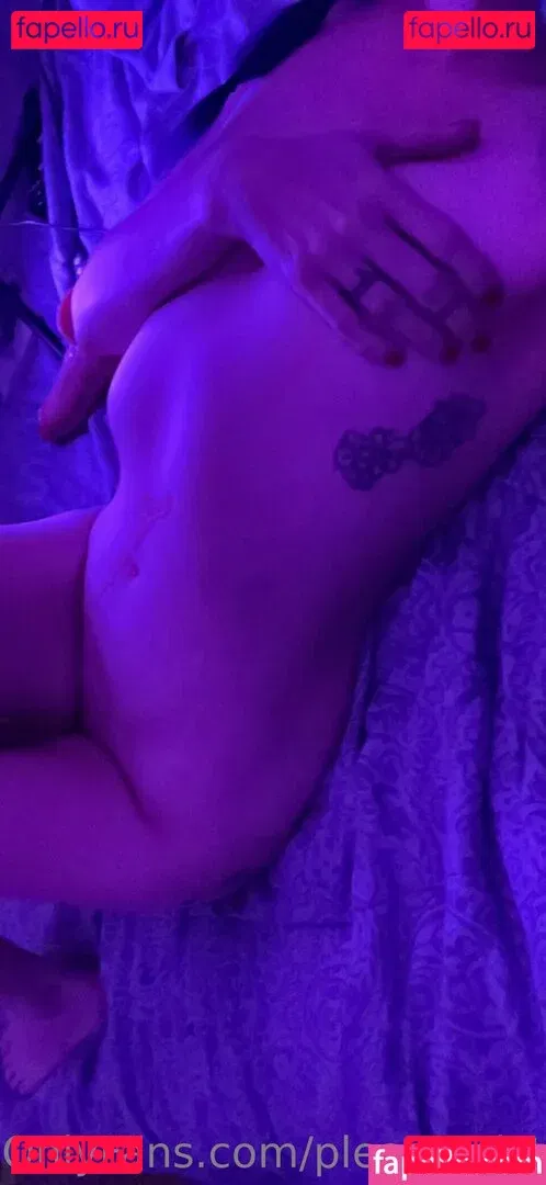 pleasemisty Onlyfans Photo Gallery 