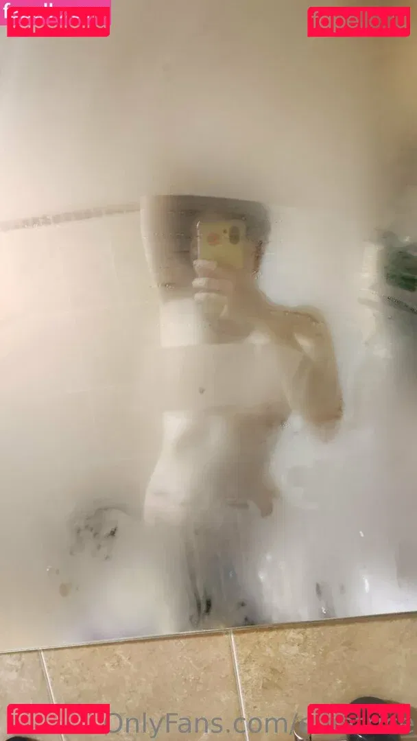 eihatrice Onlyfans Photo Gallery 