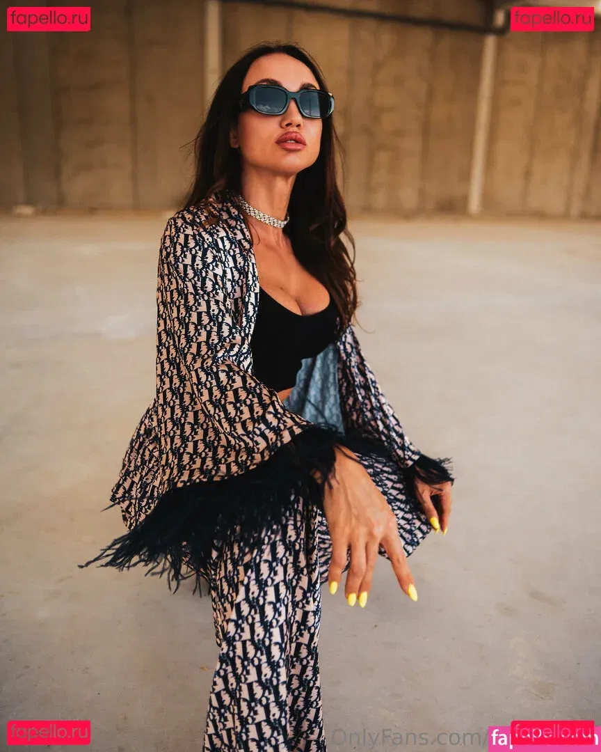 brittany_y Onlyfans Photo Gallery 