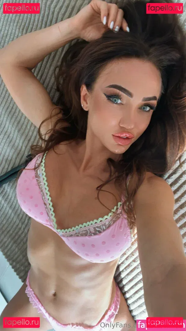 brittany_y Onlyfans Photo Gallery 