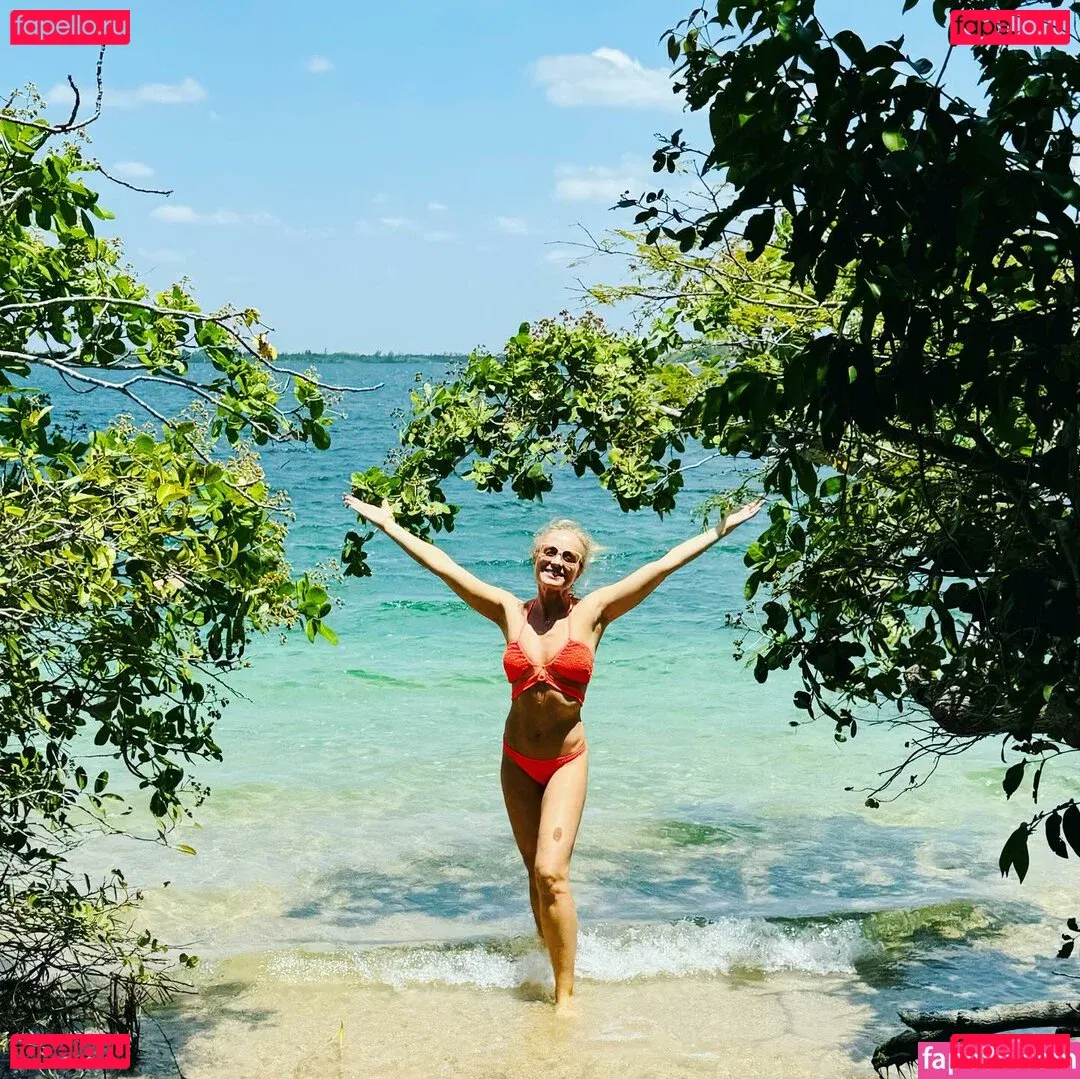 angelicaksy Onlyfans Photo Gallery 